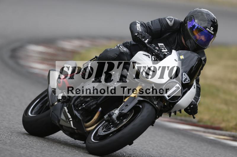 /32 07.07.2025 Plüss Moto Sport ADR/Einsteiger/1
